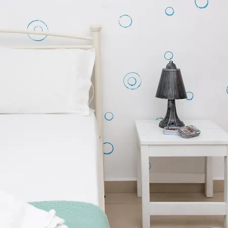 Depis Place & Naxos Apartment *
