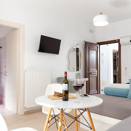 Depis Place & Naxos Apartment *