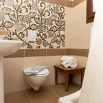 Daire Depis Place & Naxos *